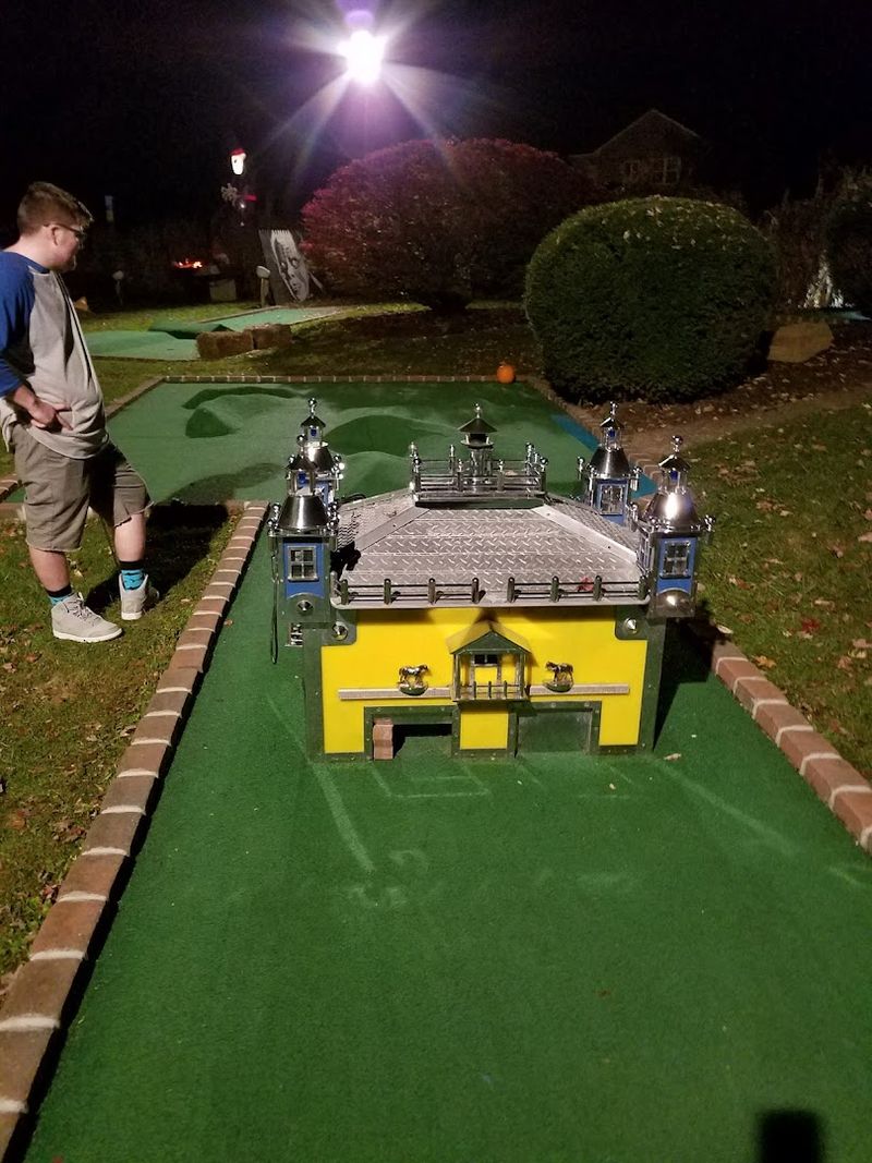 Strong Online Feedback Shows Hopewell Windmill Keeps People Coming Back