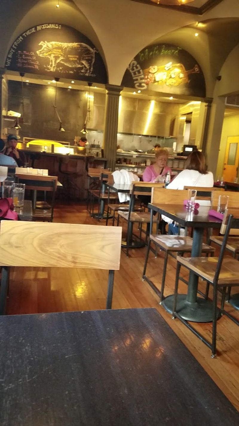 The Garden And Outdoor Dining Space