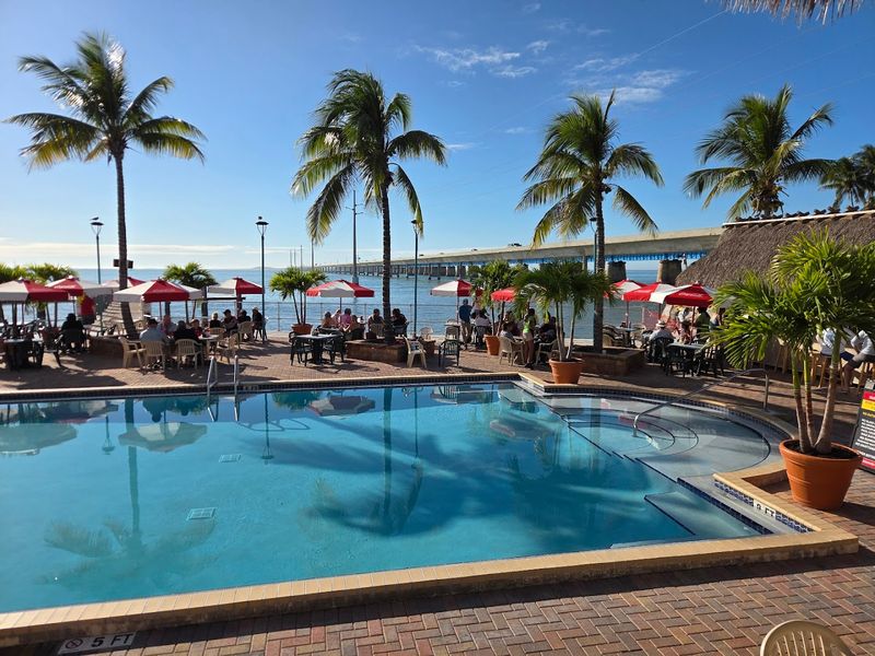 Sunset Grille, Marathon