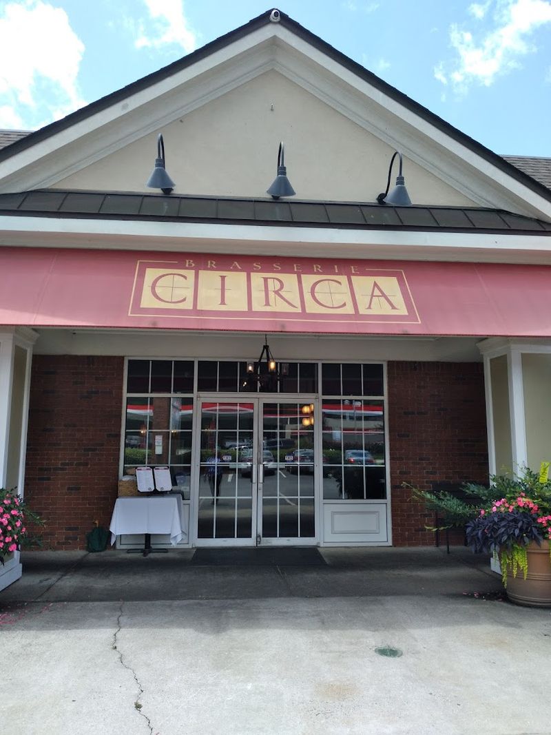 Jeneane's At Pinebrook