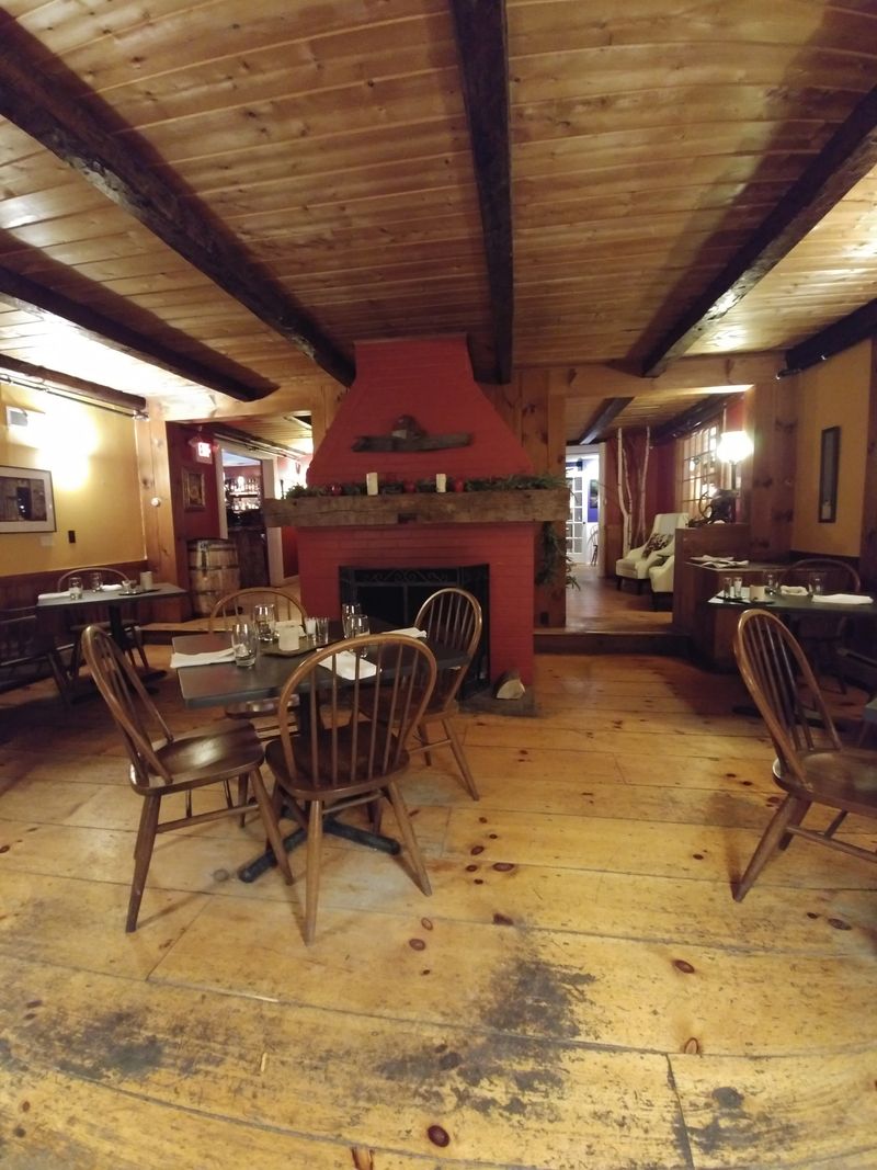 Mr. Mike's Pizza – Burlington