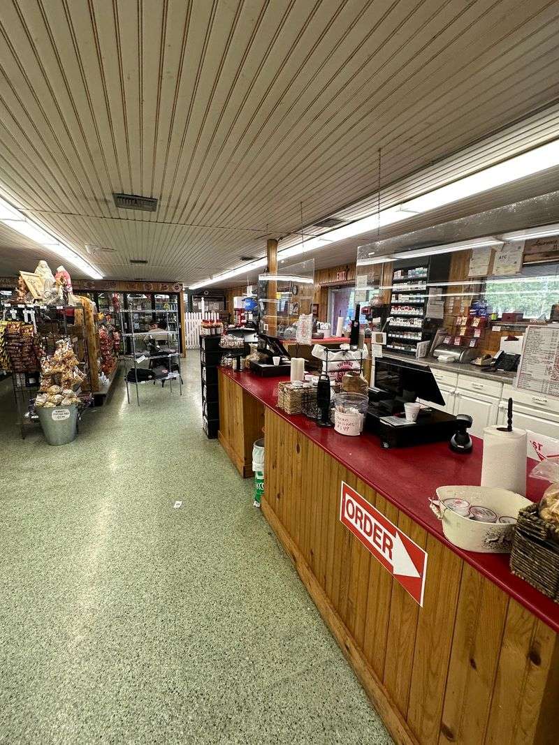 The Best Stop Supermarket, Scott, LA