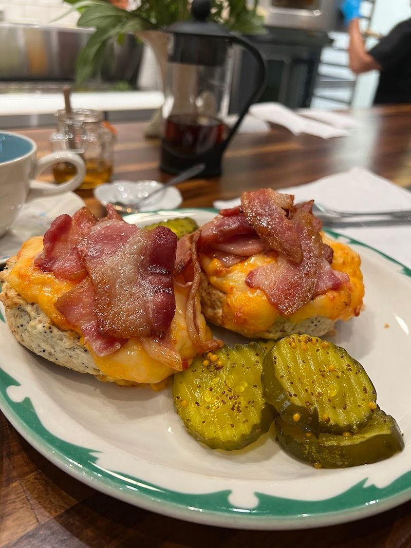 The Early Bright: A Signature Worth The Hype