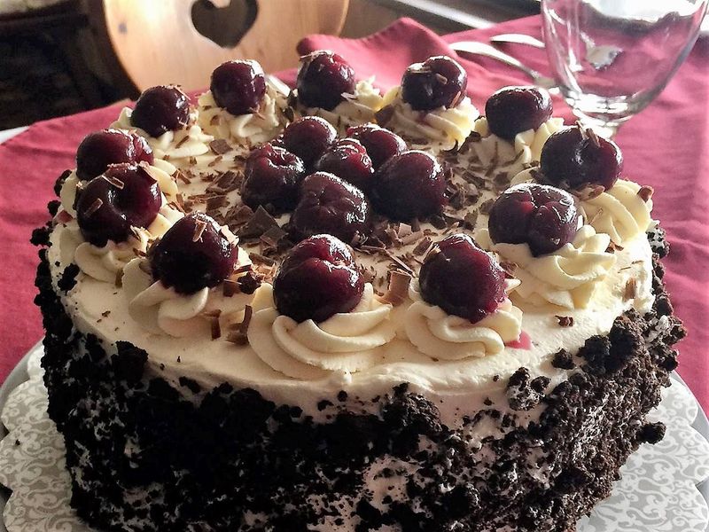The Black Forest Cake And Desserts That Finish The Meal Perfectly The Black Forest Cake And Desserts That Finish The Meal Perfectly