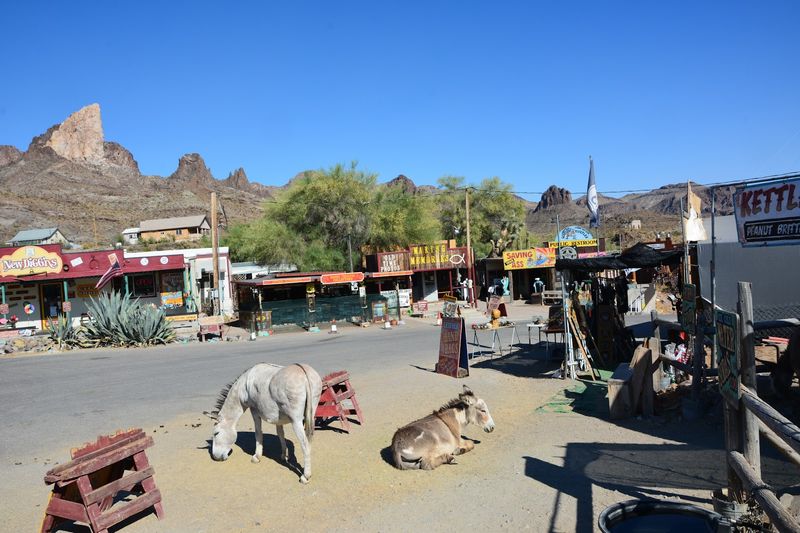 Shopping For Handmade Goods And Souvenirs