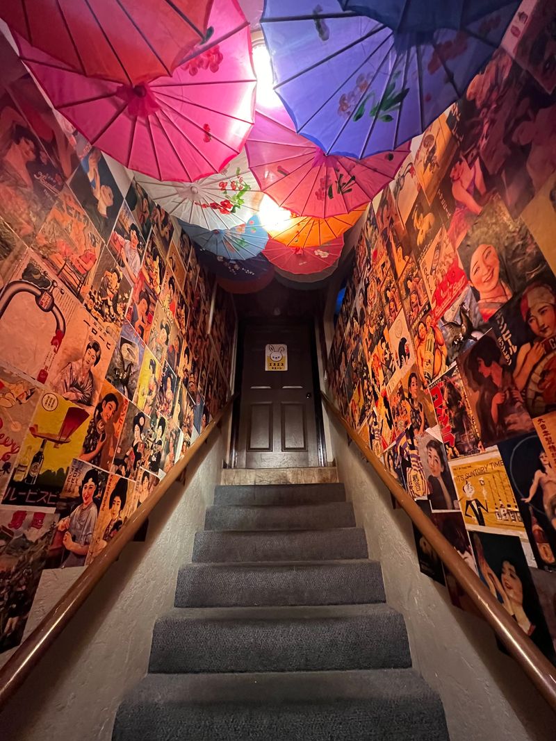 Momoku No Usagi – San Clemente