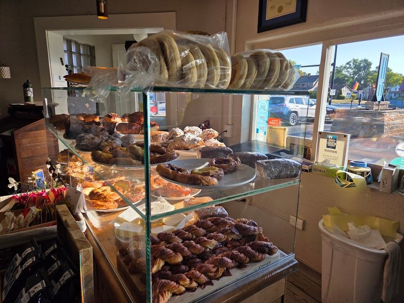 The Blue Door Cafe & Bakery, Cuyahoga Falls