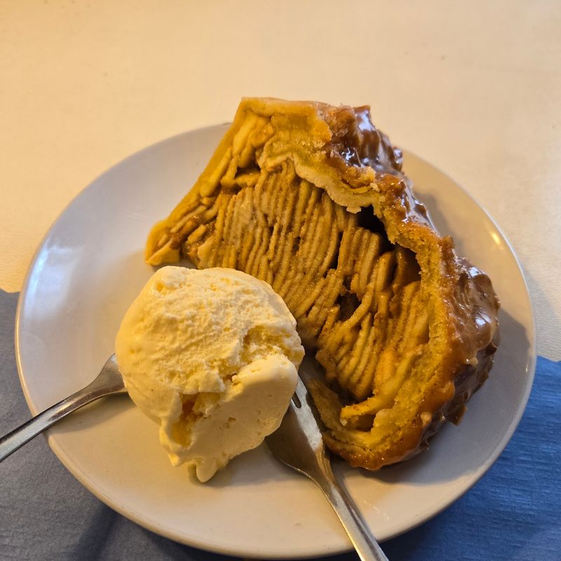 The Blue Owl Restaurant & Bakery