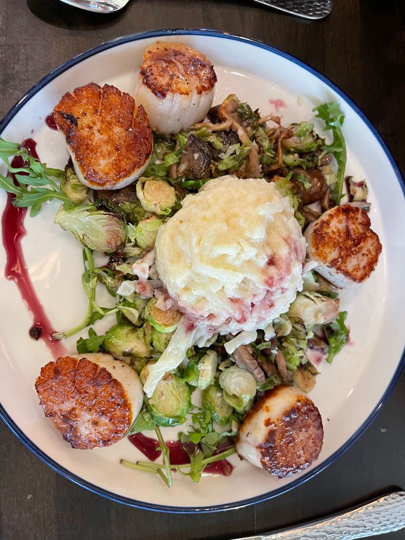 NC Coast Grill & Bar – Duck