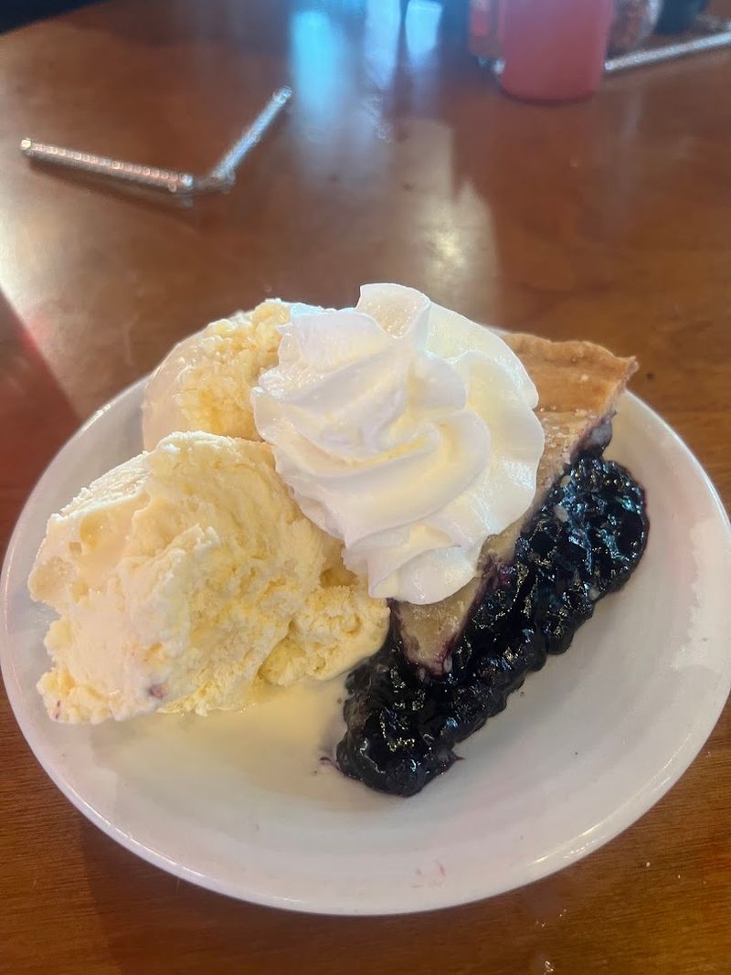 The Blueberry Pie And Desserts 