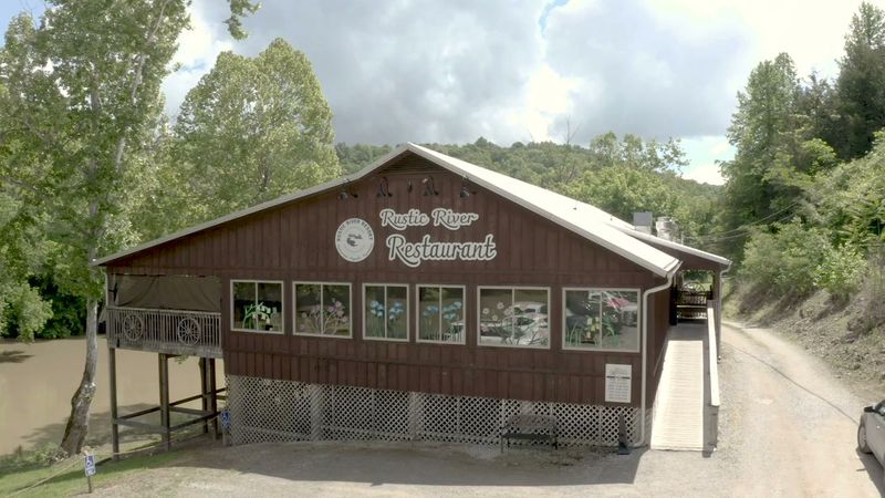 Rustic River Restaurant – Powell River / Norris Lake region (Tazewell)