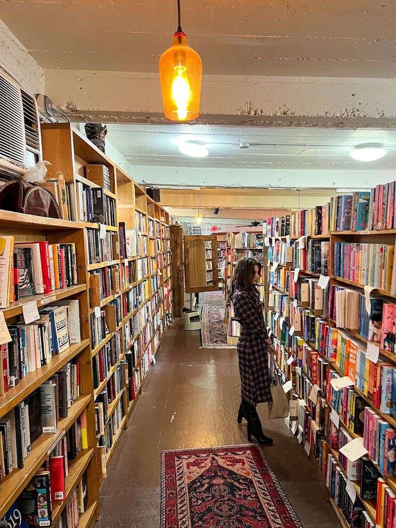 Bookends & Beginnings, Evanston