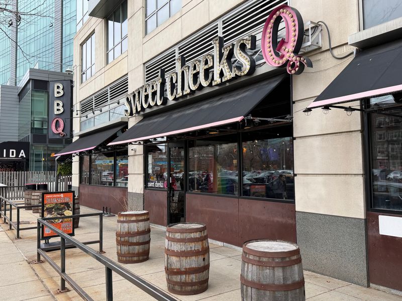 Boston BBQ You Can Smell Before You See