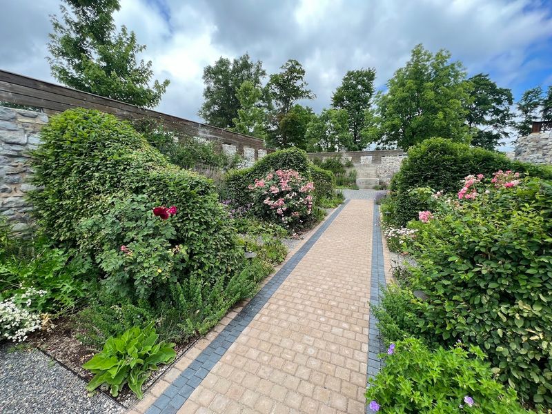 The Botanic Garden At Historic Barns Park