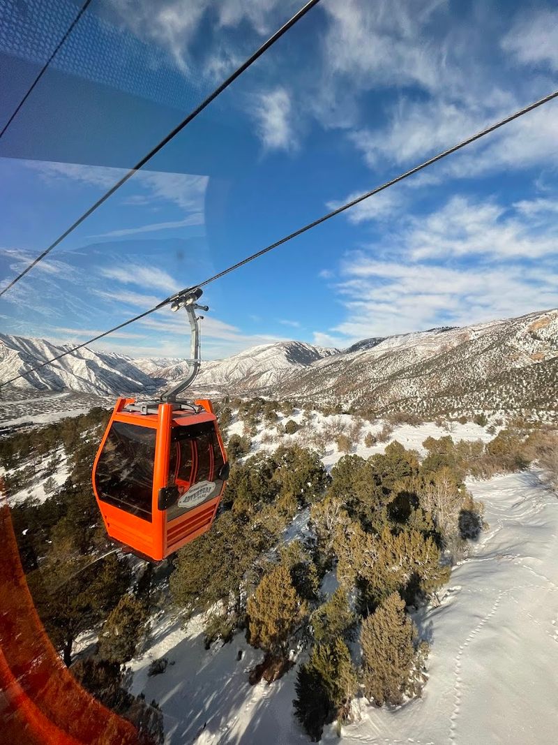 The Bottom Line On Colorado's Most Underrated Romantic Escape The Bottom Line On Colorado's Most Underrated Romantic Escape