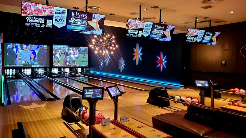 The Bowling-Alley Bar With a Killer Sirloin