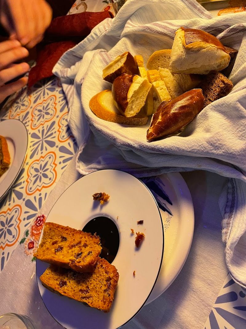 The Bread Basket Deserves Its Own Fan Club The Bread Basket Deserves Its Own Fan Club