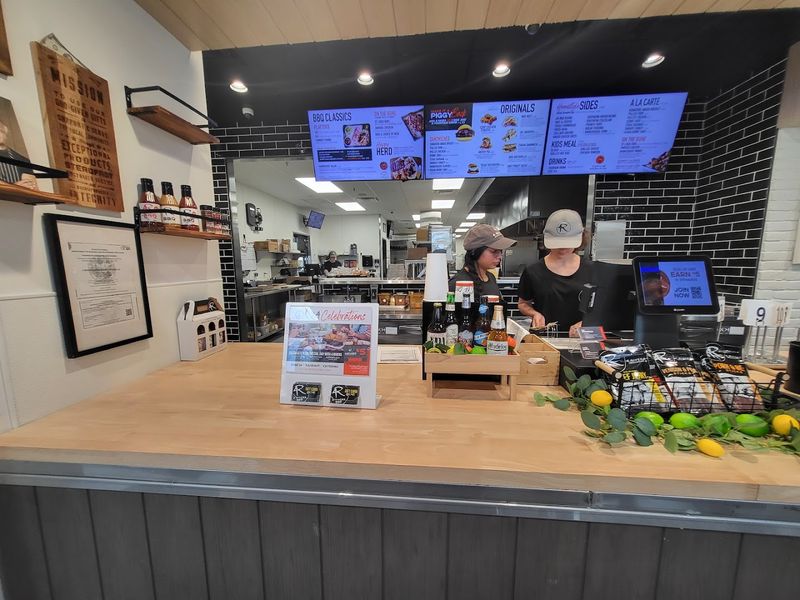 Counter-Service Style Means Fast, Friendly, And No-Fuss Ordering