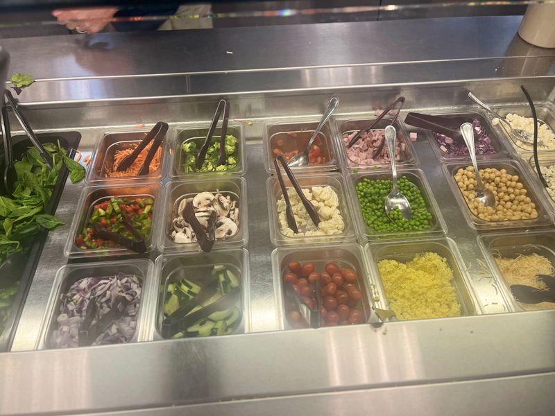 Cafeteria-Style Service Keeps Things Moving