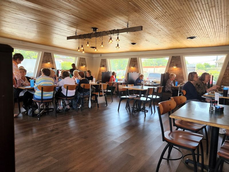 West Shine Family Restaurant, Cincinnati