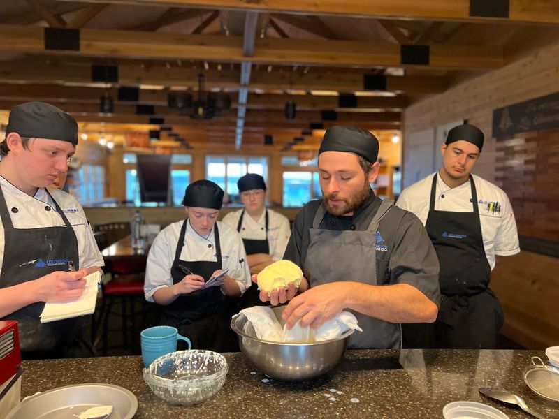 Les Cheneaux Culinary School Restaurant