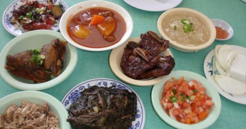 Helena’s Hawaiian Food