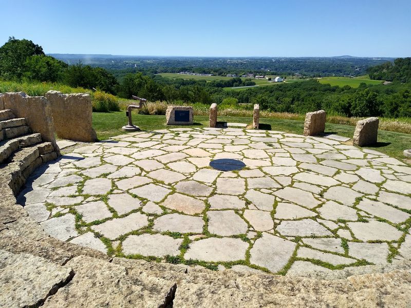 The Broadest Bluff Views Require a Separate Outing The Broadest Bluff Views Require a Separate Outing