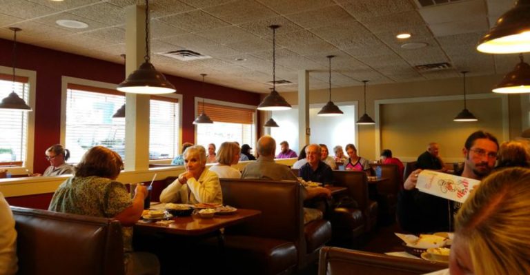 The Broasted Chicken At This Ohio Restaurant Is So Good, It’s Worth A Road Trip