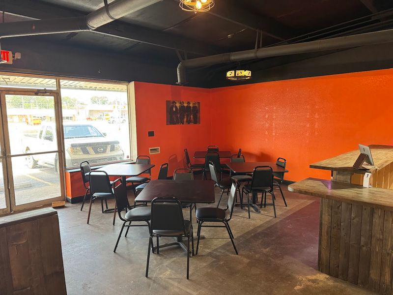 The Burger Forge, Van Buren