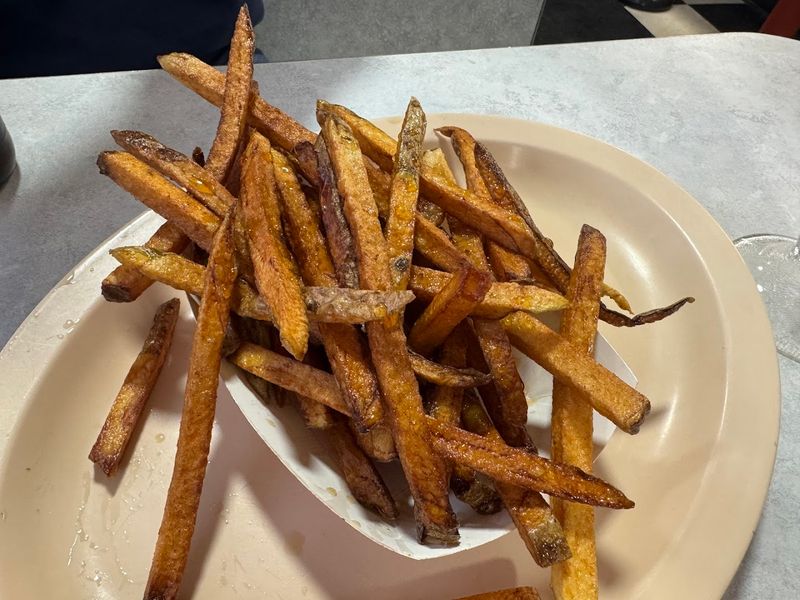 Hand-Cut Fries That Actually Taste Like Real Potatoes