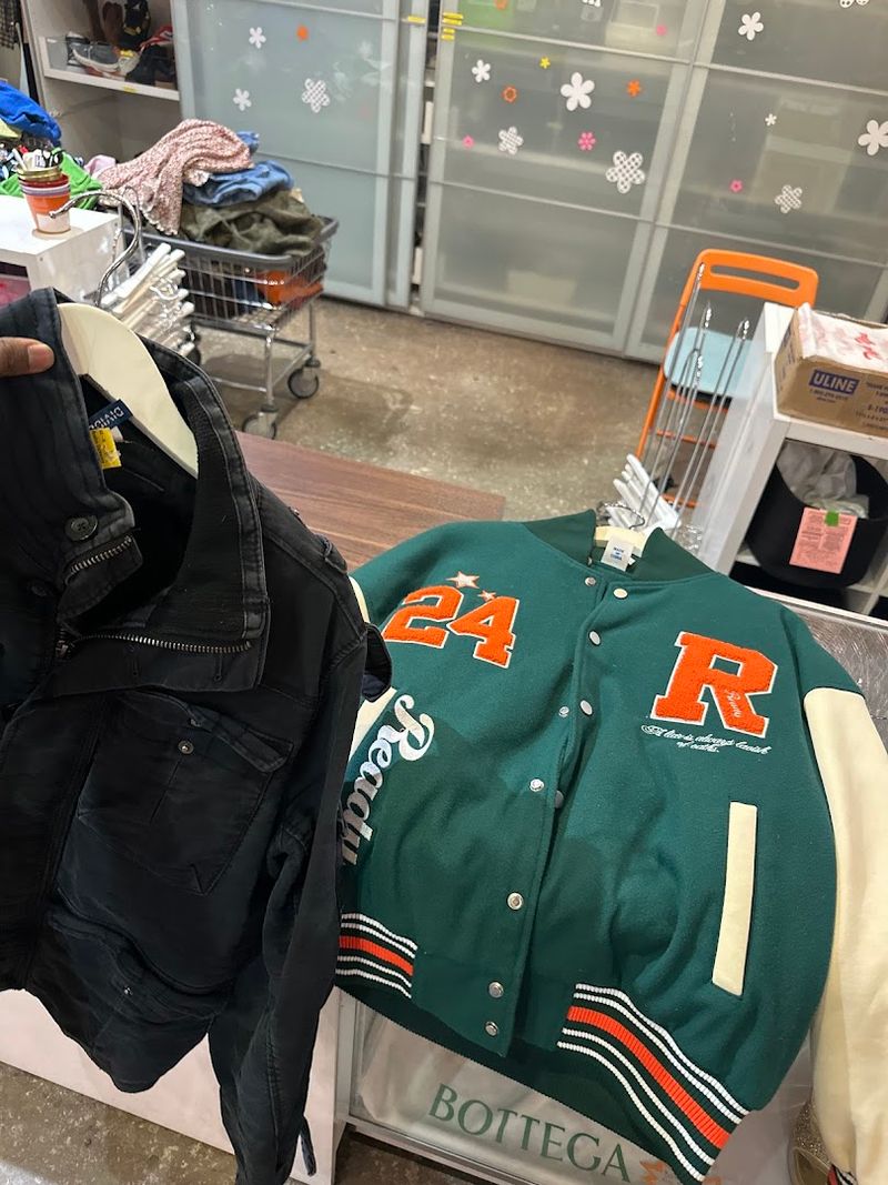 Staff Energy That Feels Like Shopping With Friends