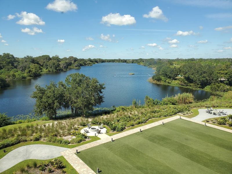 Dining Options That Go Way Beyond Standard Golf Food