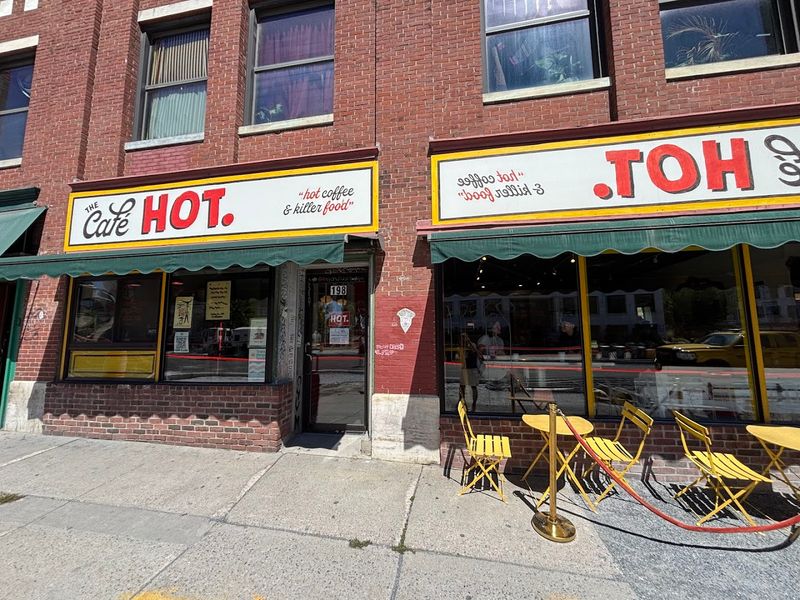 The Café HOT