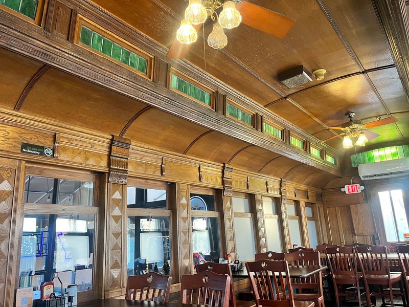 Off The Rail Cafe, El Dorado