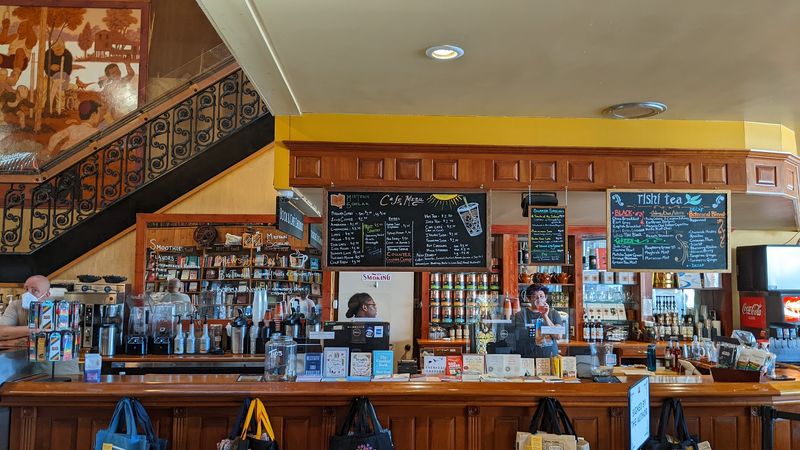 The Cafe That Keeps You Fueled For More Browsing