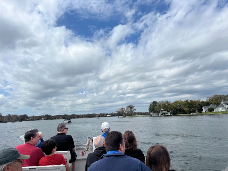 Timing Your Ride: Hours, Weather, And The Golden Hour Glow