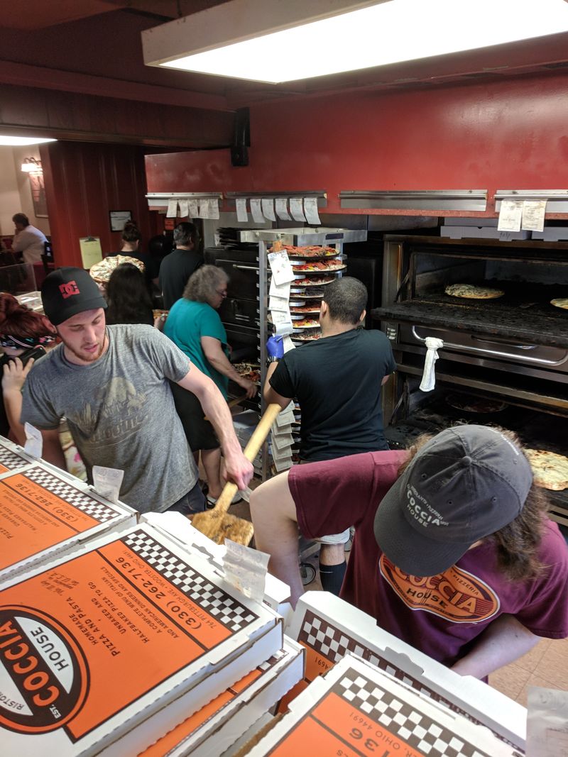The Cult Following That Ships Pizza Nationwide
