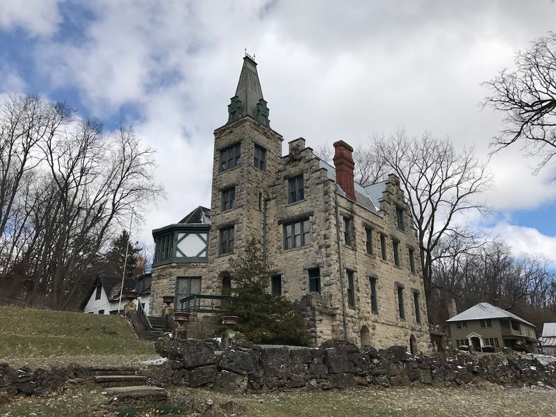 The Castle That Appears Out of Nowhere The Castle That Appears Out of Nowhere