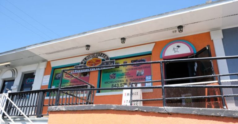 The Charleston Taco Stand Locals Say Is The Best In The Lowcountry