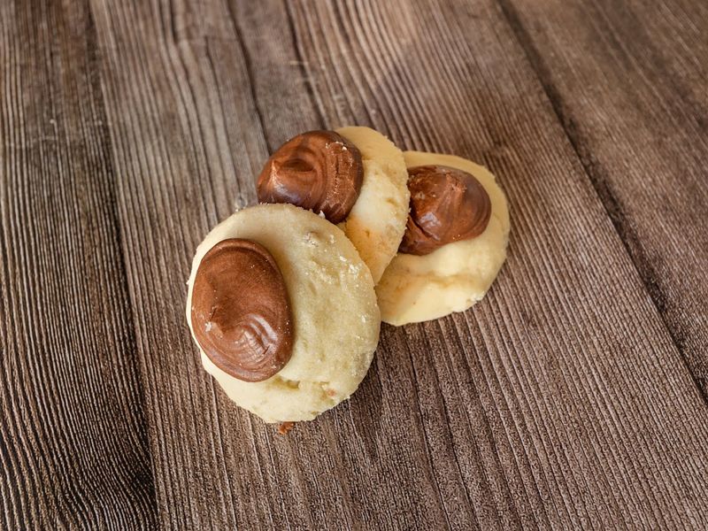 The Charming Chocolate Drop Cookies The Charming Chocolate Drop Cookies