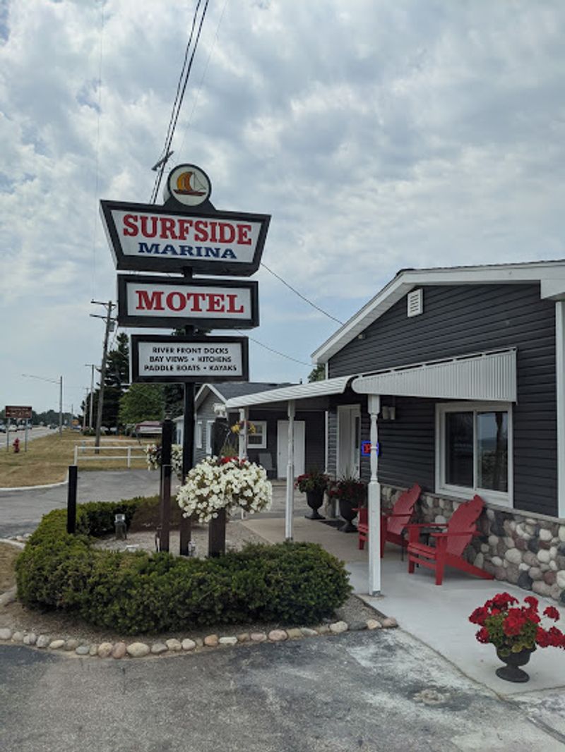 Affordable Lakeside Lodging That Actually Delivers