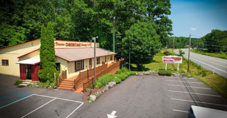 The Charming Pennsylvania Cafe Where The Cheesecake Is Worth Every Mile