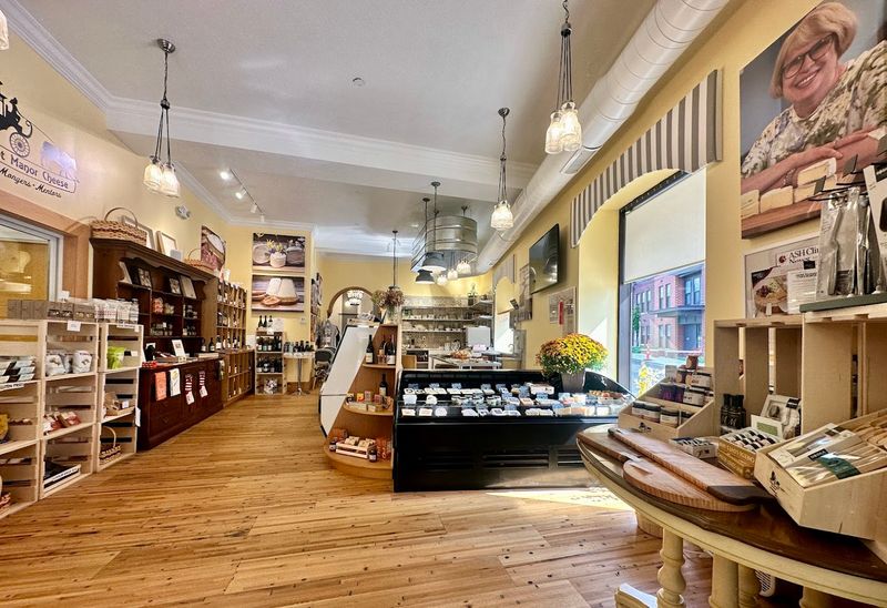 Hours, Tips, and What to Expect on Your First Visit
