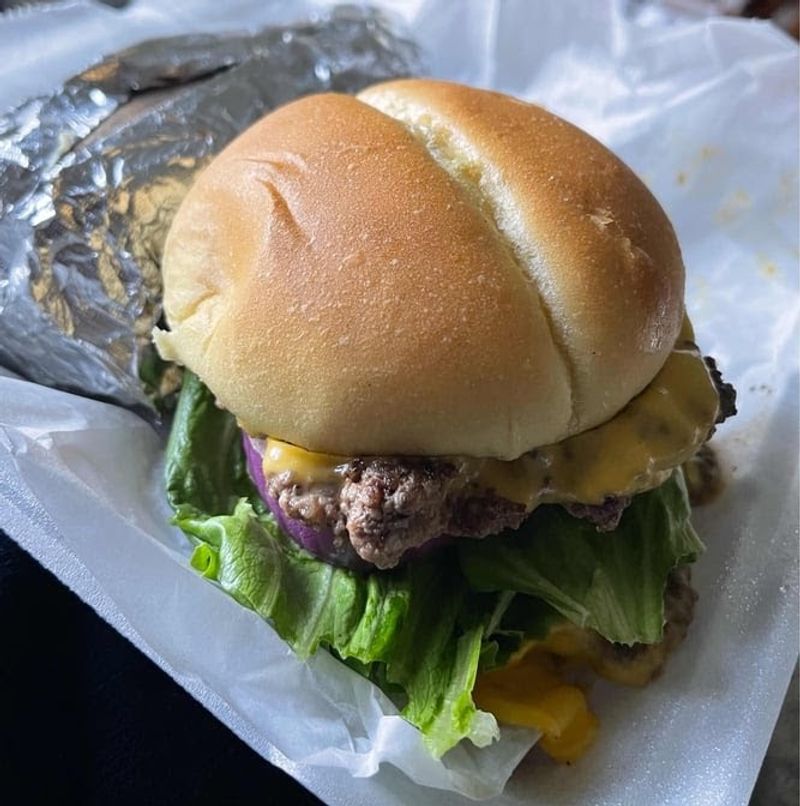 The Cheeseburger That Sparks Return Trips