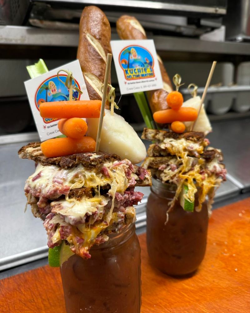 Kuchie's on the Water – Creve Coeur