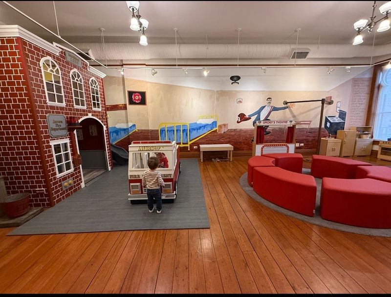 The Children's Discovery Room
