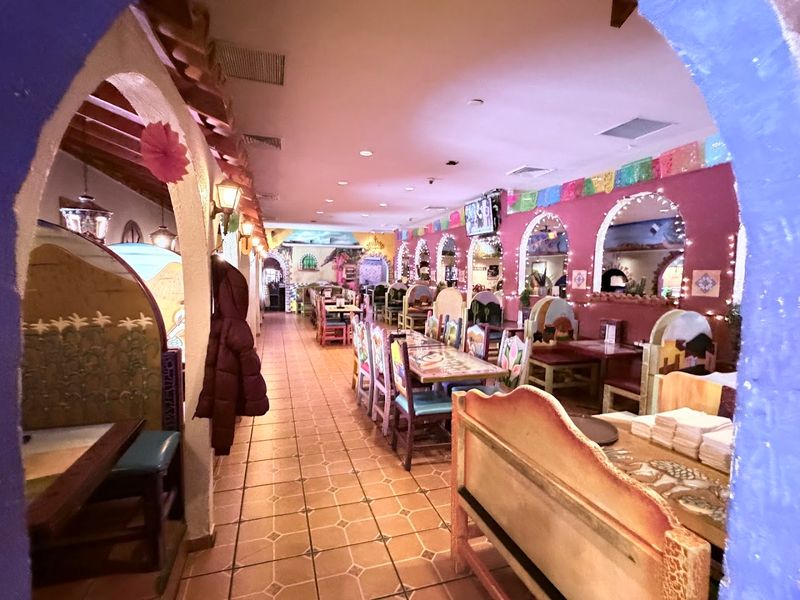 The Atmosphere Hits That Warm, Lively Sweet Spot