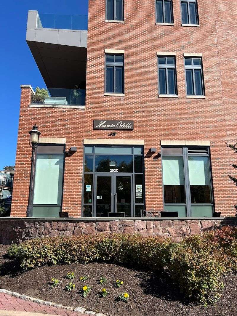 Location Right in the Heart of Newtown