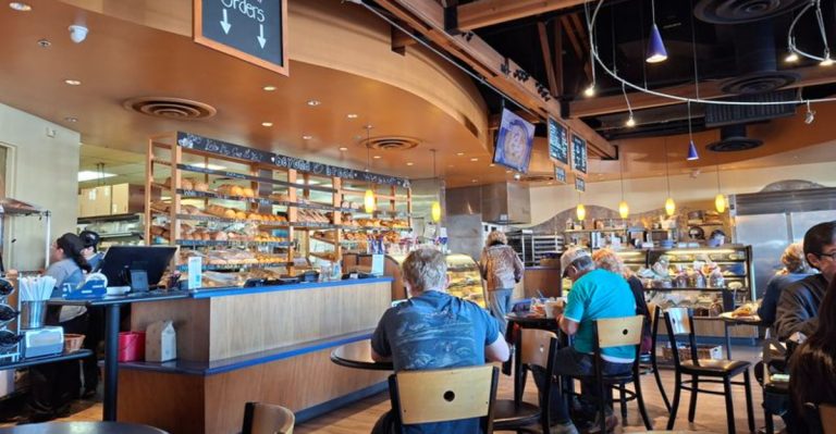 The Cinnamon Rolls Arizona Locals Cannot Stop Craving In 2026