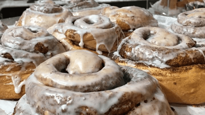 The Cinnamon Rolls 